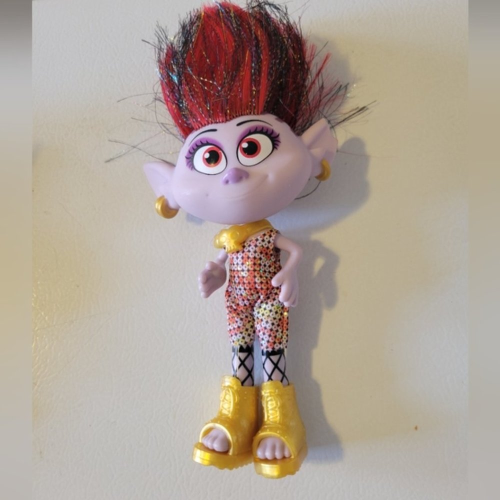 Dreamworks Trolls Stylin Barb and Branch Dolls - Picture 4 of 6
